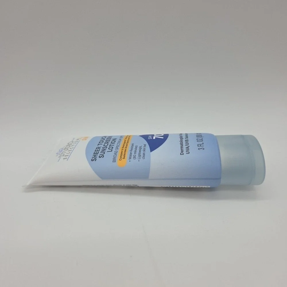 Lot 3 STUDIO SELECTION Sheer Touch Sunscreen Lotion w Broad Spectrum SPF 70 3 oz